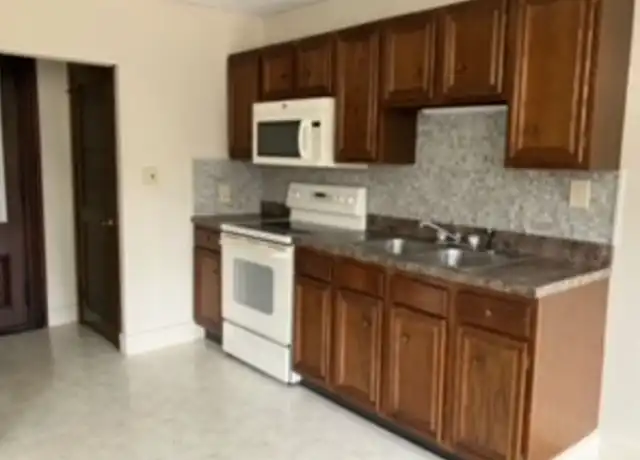 Property at 806 Cumberland St Unit 2, Lebanon, PA, 17042, 1 bed, 1 bath, [object Object]