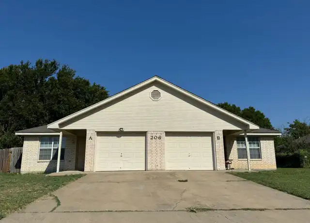 Property at 206 24th St Unit B, Killeen, TX, 76541, 3 beds, 2 baths, [object Object]