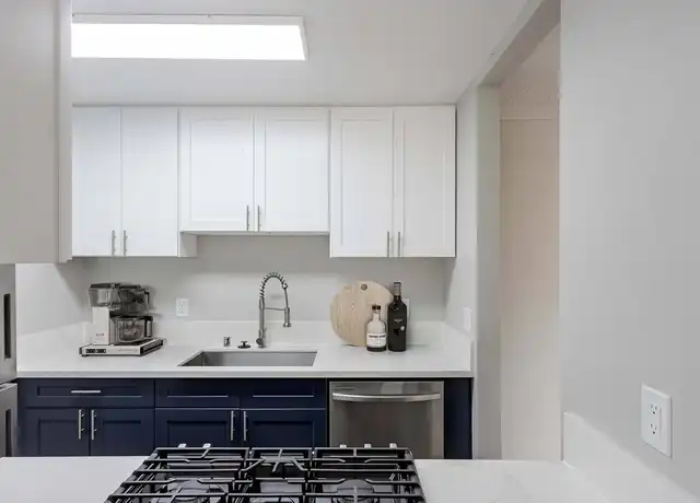 Property at Patterson Place - 120 S Patterson Ave, Santa Barbara, CA, 93111, 2 beds, 1 bath, [object Object]