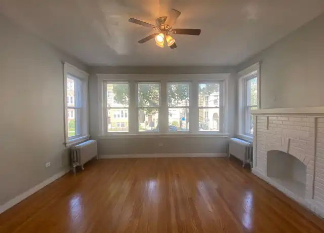 Property at 6343 N Claremont Ave Unit 2W, Chicago, IL, 60659, 2 beds, 1 bath, [object Object]