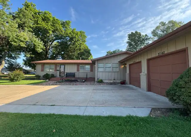 Property at 2742 S Stewart Ave Unit 2742, Springfield, MO, 65804, 2 beds, 1 bath, [object Object]