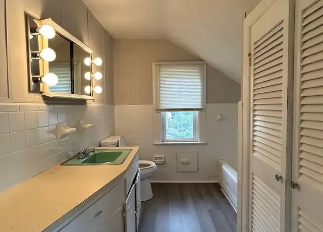Property at 7 Calloway St Unit 4, Winchester, KY, 40391, 1 bed, 1 bath, [object Object]