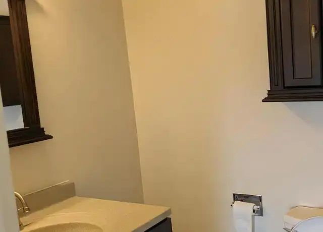 Property at 2422 N Kennicott Dr, Arlington Heights, IL, 60004, 2 beds, 2 baths, [object Object]