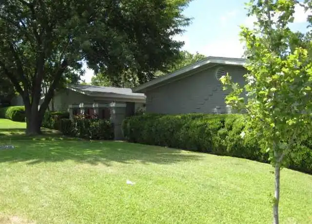 Property at 616 W 51st St Unit 104, Austin, TX, 78751, 2 beds, 1 bath, [object Object]