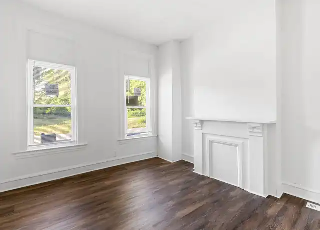 Property at 4818 Cote Brilliante Ave, Saint Louis, MO, 63113, 5 beds, 2 baths, [object Object]