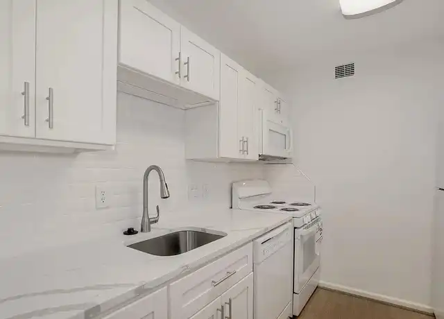 Property at 2555 Pennsylvania Ave NW, Washington, DC, 20037, 1 bed, 1 bath, [object Object]