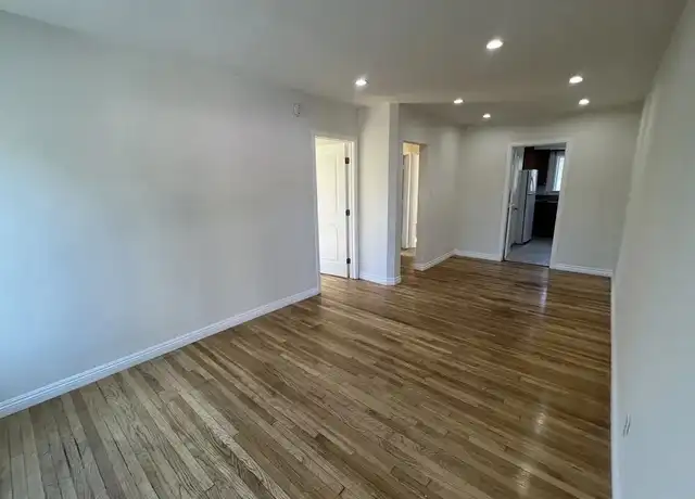 Property at 1415 N Cherokee Ave Unit 6, Hollywood, CA, 90028, 2 beds, 1 bath, [object Object]