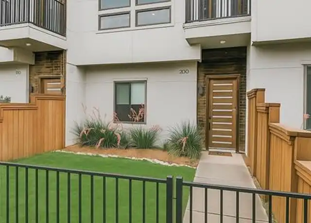 Property at 3816 Roseland Ave Unit C, Dallas, TX, 75204, 3 beds, 2.5 baths, [object Object]
