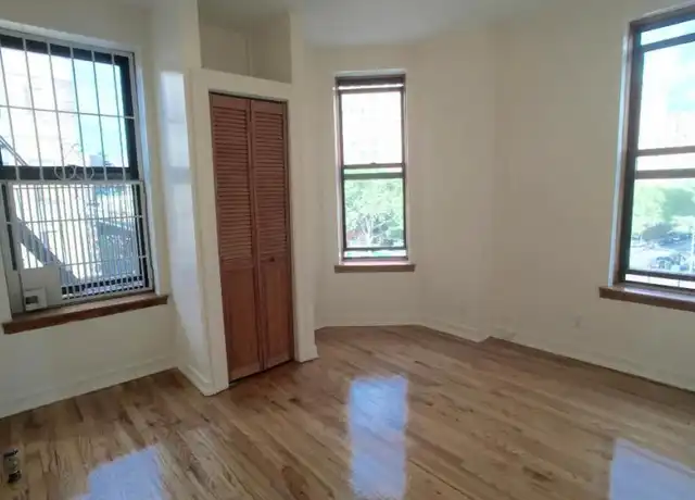 Property at 122 La Salle St, New York, NY, 10027, 3 beds, 1 bath, [object Object]