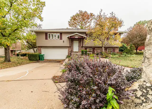Property at 3417 Chimney Rock Rd, Manhattan, KS, 66503, 4 beds, 3 baths, [object Object]