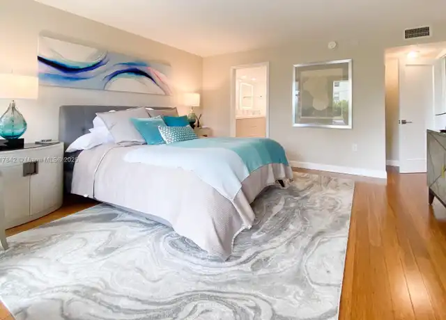 Property at 600 Biltmore Way #306, Coral Gables, FL, 33134, 2 beds, 2.5 baths, [object Object]