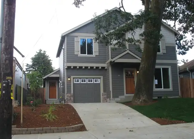 Property at 326 NE Stafford St Unit B, Portland, OR, 97211, 2 beds, 1 bath, [object Object]