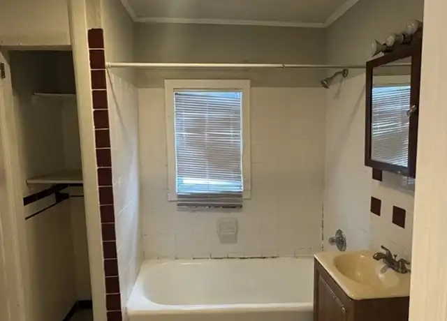 Property at 10 Fitz Ter Unit 2, Chelsea, MA, 02150, 4 beds, 1 bath, [object Object]