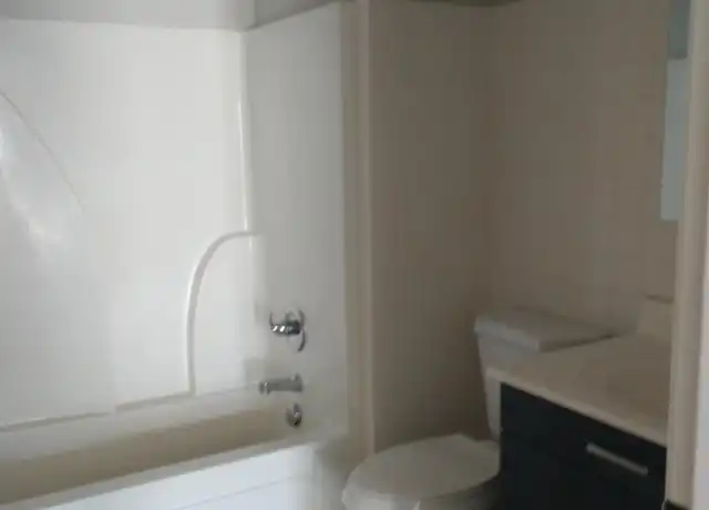 Property at 605 40th Ave N Unit D, Nashville, TN, 37209, 2 beds, 1 bath, [object Object]