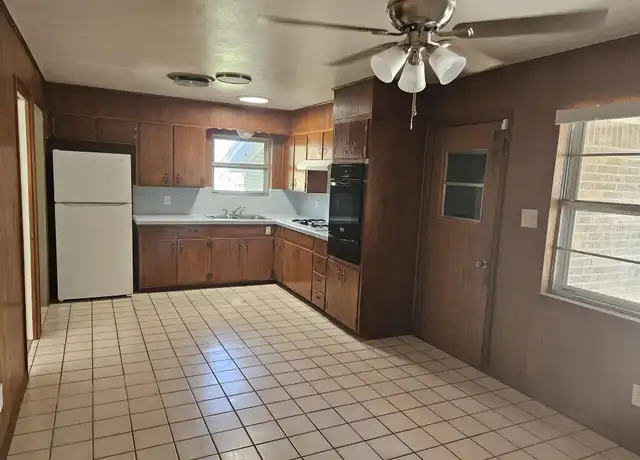 Property at 512 Kate St, Copperas Cove, TX, 76522, 3 beds, 1.5 baths, [object Object]