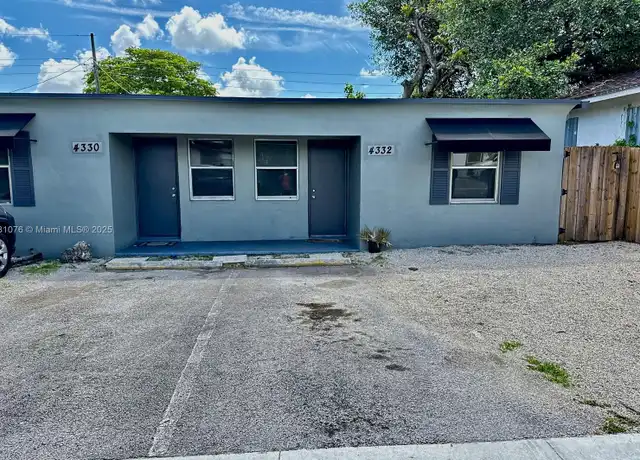 Property at 4332 SW 56th Ave, Davie, FL, 33314, 2 beds, 1 bath, [object Object]