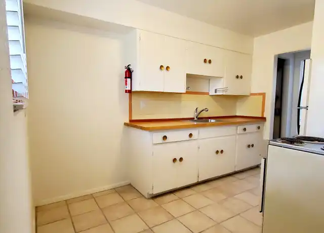 Property at 2115 Gold Ave SE Unit G, Albuquerque, NM, 87106, 1 bed, 1 bath, [object Object]