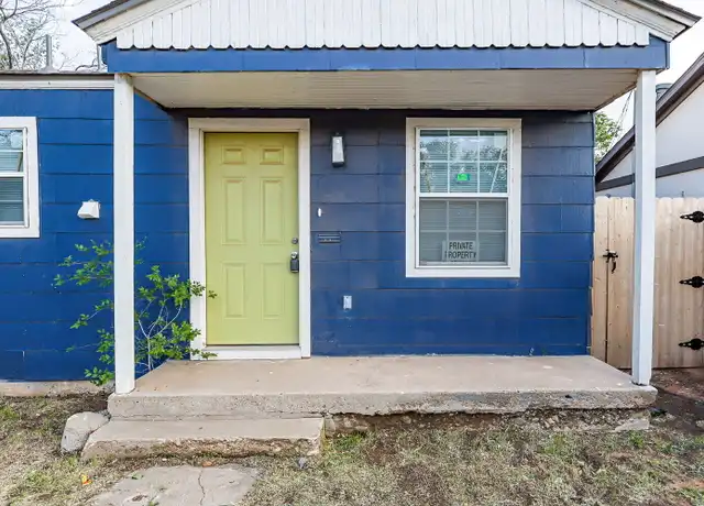 Property at 1923 21st St Unit B, Lubbock, TX, 79411, 2 beds, 1 bath, [object Object]