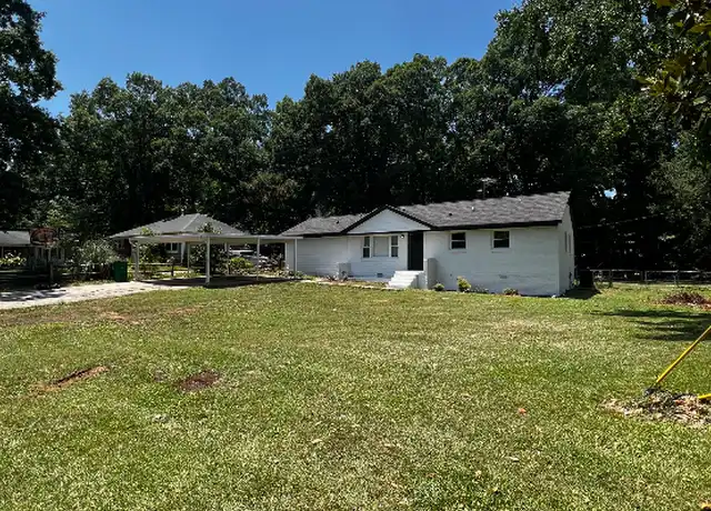 Property at 5026 Lochlain Dr, Charlotte, NC, 28217, 4 beds, 2 baths, [object Object]