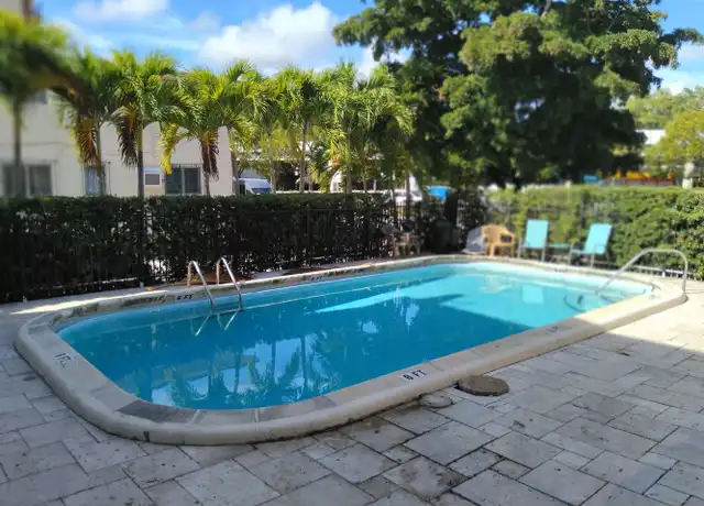 Property at 3270 W Trade Ave Unit 11, Miami, FL, 33133, 2 beds, 1 bath, [object Object]