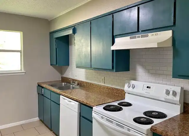 Property at 2009 Trice Ave Unit B, Waco, TX, 76707, 2 beds, 1 bath, [object Object]
