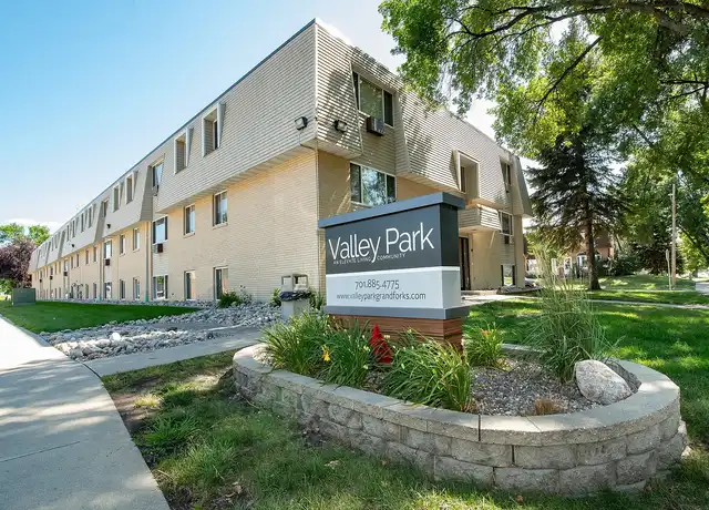 Property at Valley Park Apartments - 2323 S 17th St, Grand Forks, ND, 58201, 1-2 bed, 1 bath, [object Object]