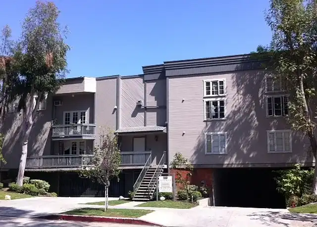 Property at 616 Veteran Ave, Los Angeles, CA, 90024, 1 bed, 1 bath, [object Object]
