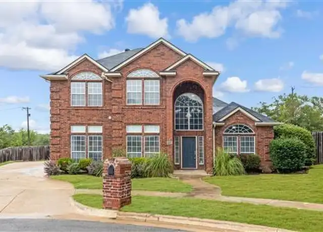 Property at 7744 Bridlewood Ct, North Richland Hills, TX, 76182, 4 beds, 2.5 baths, [object Object]