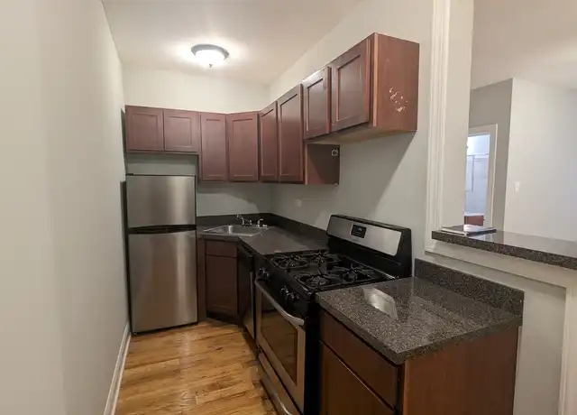 Property at 511 W Melrose St Unit 308, Chicago, IL, 60657, 1 bed, 1 bath, [object Object]