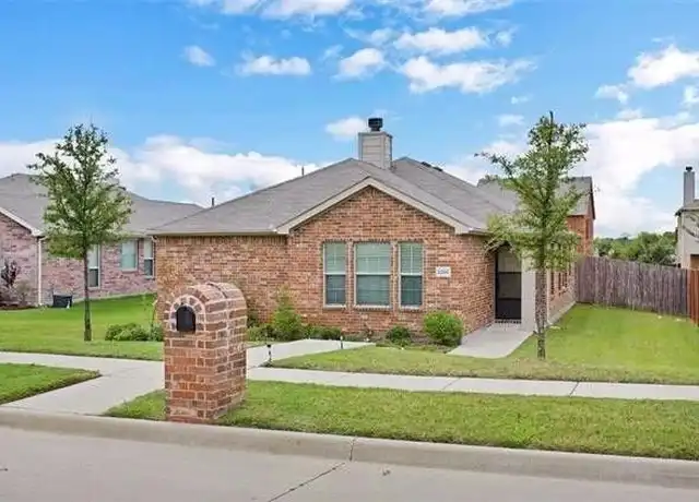 Property at 2205 Julian Dr, McKinney, TX, 75071, 3 beds, 2 baths, [object Object]