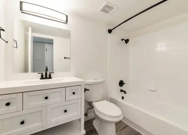 Property at **1st Full Month's Rent free, tour & Apply within 48 Hours Newly Renovated 2 Bed/ 2 Bath In-Suite Wa - 2726 E Beck Ln, Phoenix, AZ, 85032, 2 beds, 2 baths, [object Object]