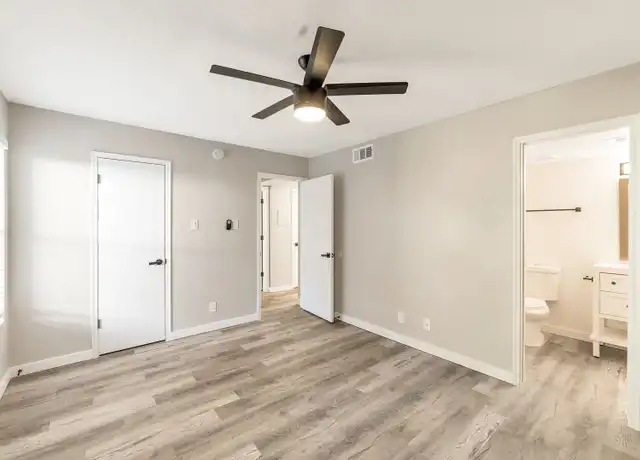 Property at **1st Full Month's Rent free, tour & Apply within 48 Hours Newly Renovated 2 Bed/ 2 Bath In-Suite Wa - 2726 E Beck Ln, Phoenix, AZ, 85032, 2 beds, 2 baths, [object Object]