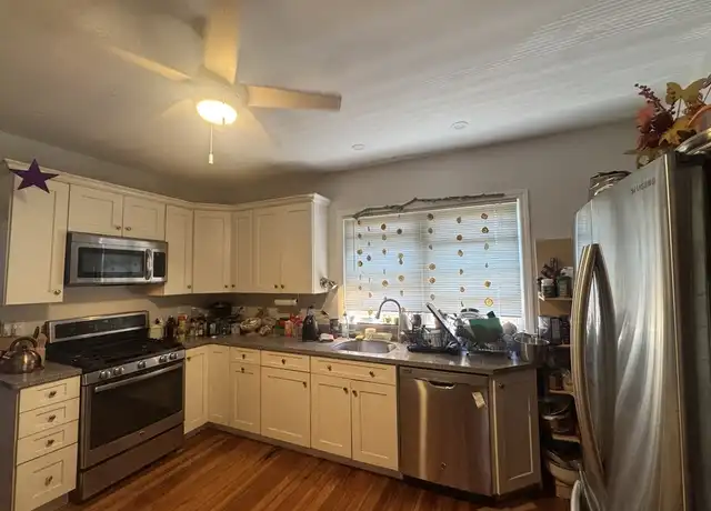 Property at 8 Foskett St Unit 2, Somerville, MA, 02144, 5 beds, 2 baths, [object Object]
