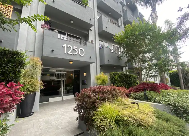 Property at 1250 Kings Rd, West Hollywood, CA, 90069, 1 bed, 1 bath, [object Object]