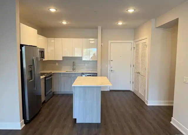 Property at 470 Main St Unit 401, Fort Lee, NJ, 07024, 1 bed, 1 bath, [object Object]