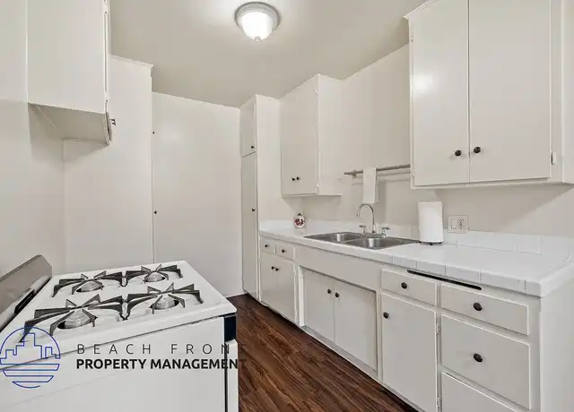 Property at 621-625 W. Hyde Park Blvd. - 625 W Hyde Park Blvd, Inglewood, CA, 90302, 1 bed, 1 bath, [object Object]