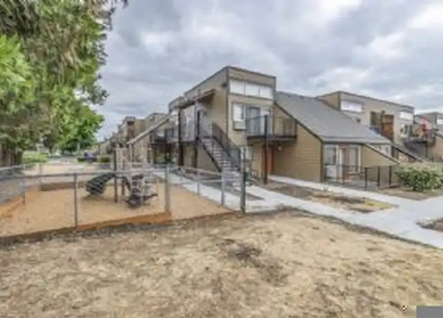 Property at 544 N 10th St Unit 101, St Helens, OR, 97051, 1 bed, 1 bath, [object Object]