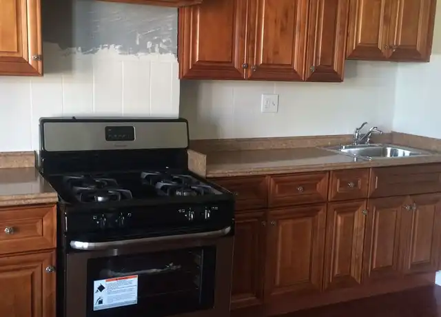 Property at 139 Cottage St Unit 2, East Boston, MA, 02128, 4 beds, 1 bath, [object Object]