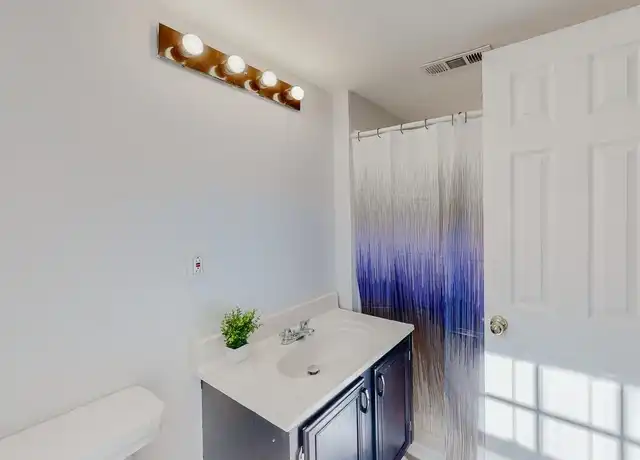 Property at 2246 Newgate Dr, Decatur, GA, 30035, 1 bed, 1 bath, [object Object]
