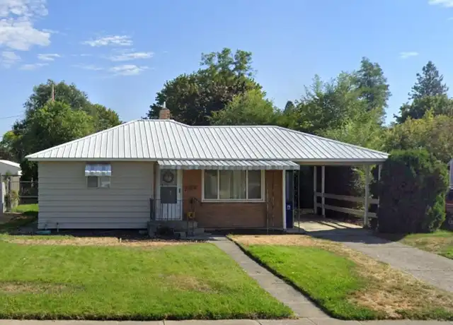 Property at 5528 N Hemlock St, Spokane, WA, 99205, 2 beds, 1 bath, [object Object]