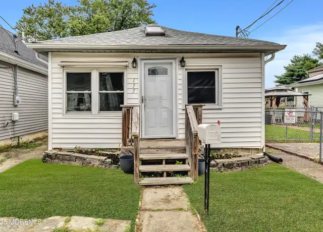 Property at 473 Center Ave, North Middletown, NJ, 07748, 3 beds, 1 bath, [object Object]