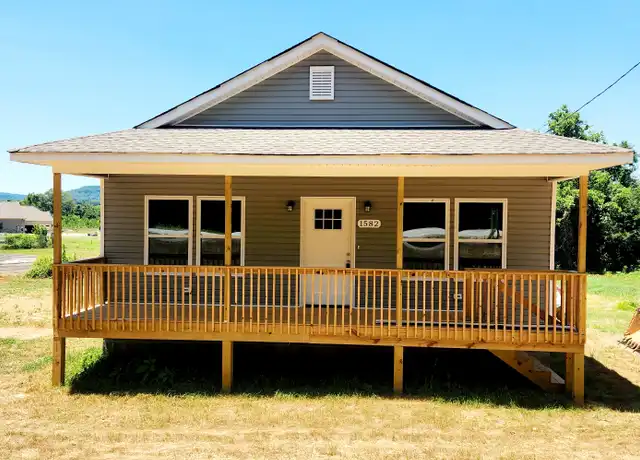 Property at 1582 Hobbs Island Rd SE, Huntsville, AL, 35803, 3 beds, 2 baths, [object Object]