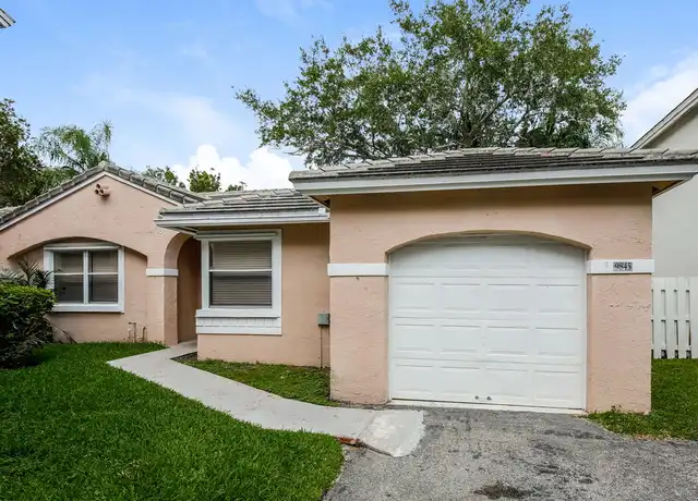 Property at 9845 NW 9th Ct, Plantation, FL, 33324, 3 beds, 2 baths, [object Object]