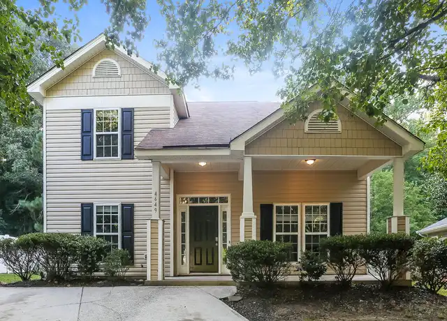 Property at 4649 Brandie Glen Rd, Charlotte, NC, 28269, 3 beds, 2 baths, [object Object]