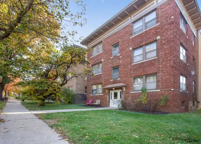 Property at 801 E 42nd St Unit 2E, Kansas City, MO, 64110, 1 bed, 1 bath, [object Object]