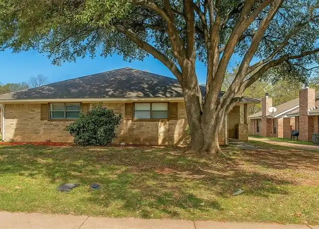 Property at 927 Bluebird Dr, Irving, TX, 75061, 3 beds, 2 baths, [object Object]
