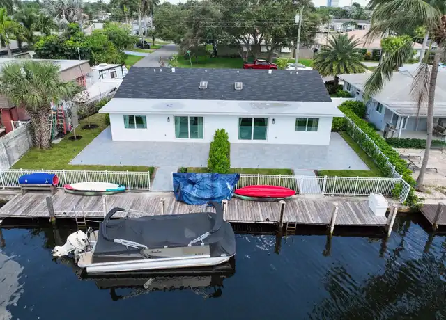 Property at 1810 SE 7th St, Pompano Beach, FL, 33060, 4 beds, 4 baths, [object Object]