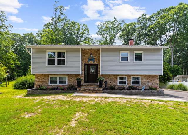 Photo of 1215 Holmewood Dr, Pasadena, MD 21122