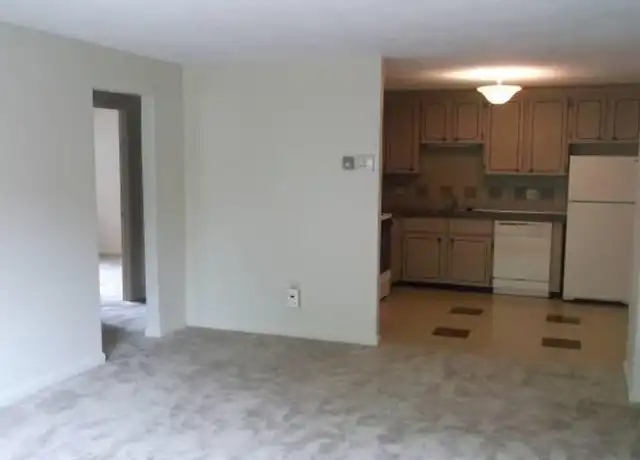 Property at 145 Lexington St Unit 22, Auburndale, MA, 02466, 2 beds, 1 bath, [object Object]