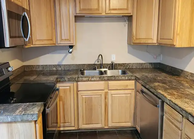 Property at 816 Elm St, Missoula, MT, 59802, 4 beds, 2 baths, [object Object]